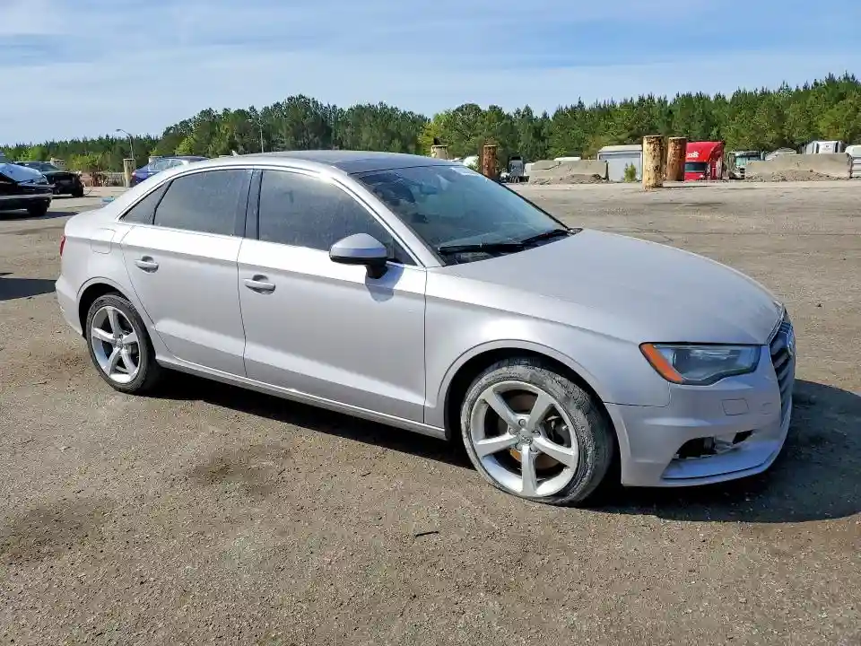 WAUACGFF1F1065486 2015 AUDI A3-3