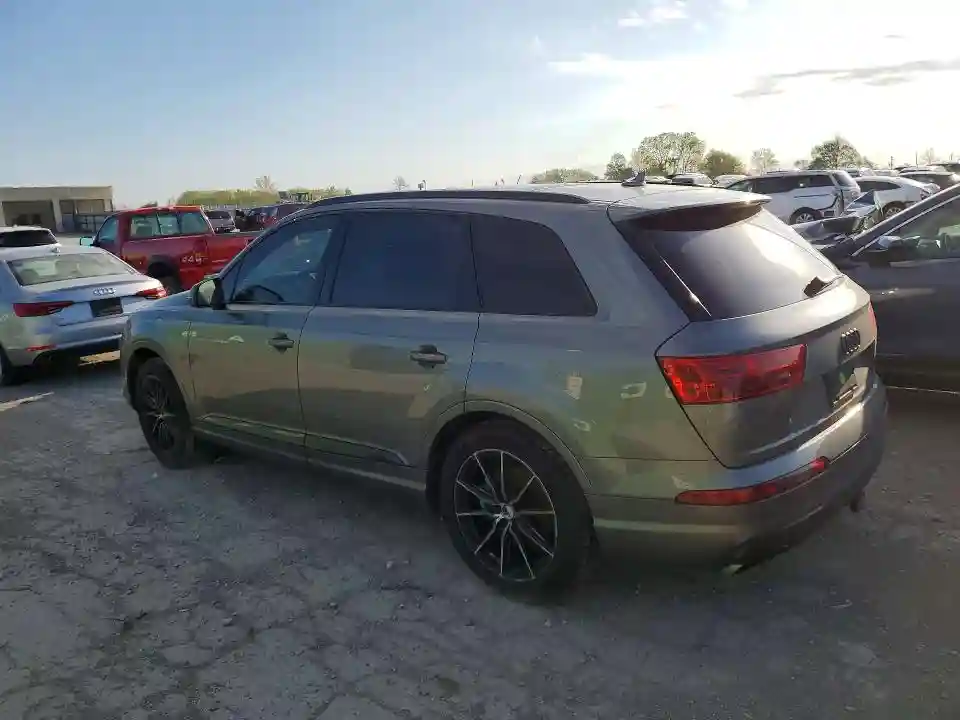 WA1LAAF72HD006000 2017 AUDI Q7-1