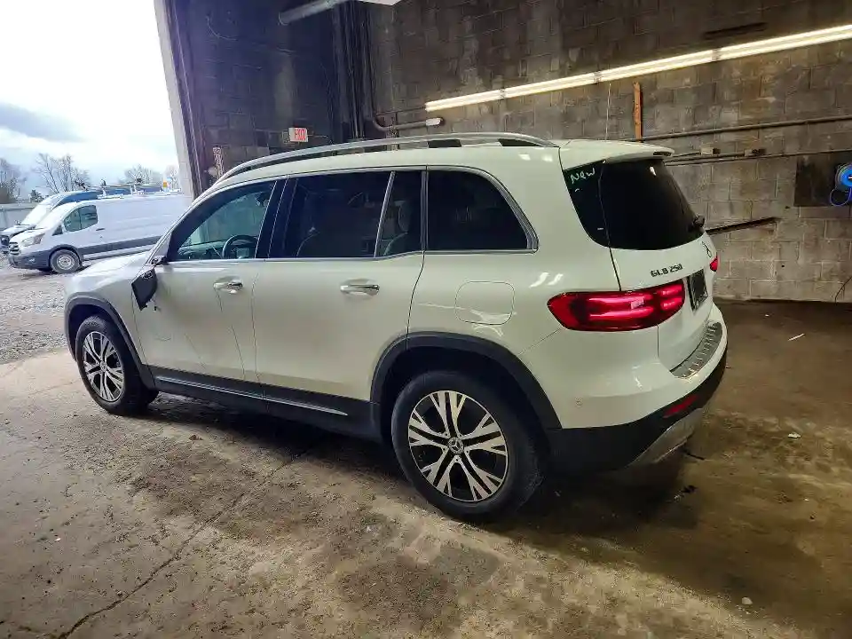 W1N4M4HB7RW354183 2024 MERCEDES-BENZ GLB-CLASS-1
