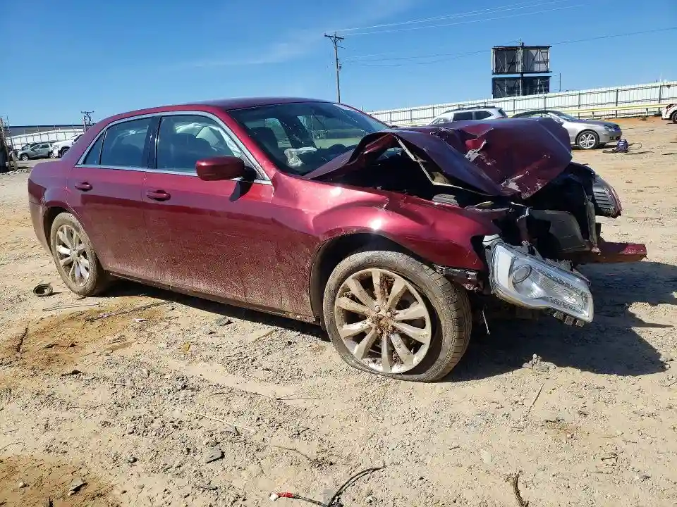 2C3CCARG3GH311541 2016 CHRYSLER 300-3