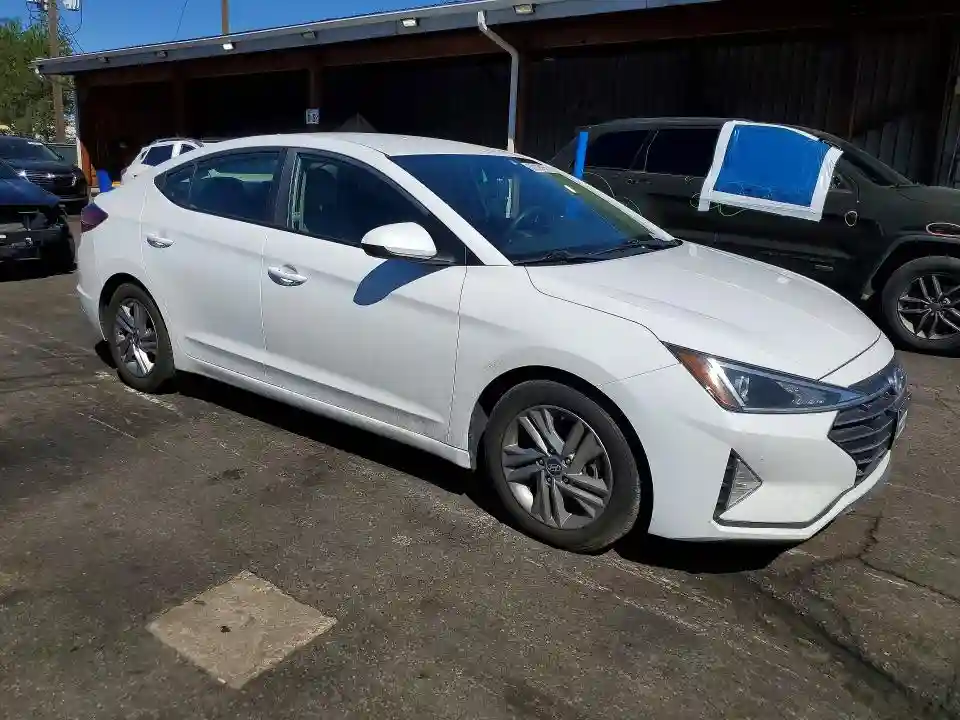 5NPD84LF0KH441358 2019 HYUNDAI ELANTRA-3