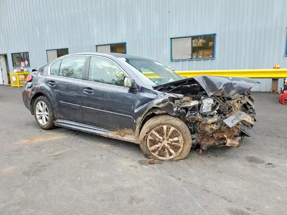 4S3BMDP66D2028202 2013 SUBARU LEGACY-3