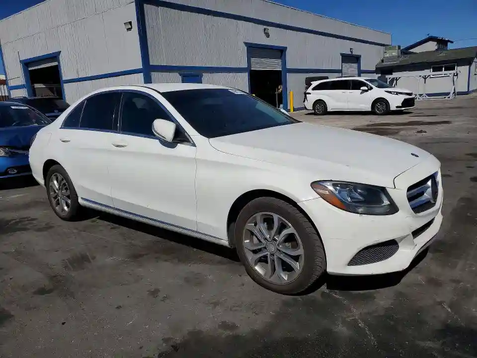 55SWF4JB9FU051232 2015 MERCEDES-BENZ C-CLASS-3