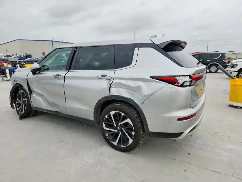 JA4J4UA88NZ065356 2022 MITSUBISHI OUTLANDER-1