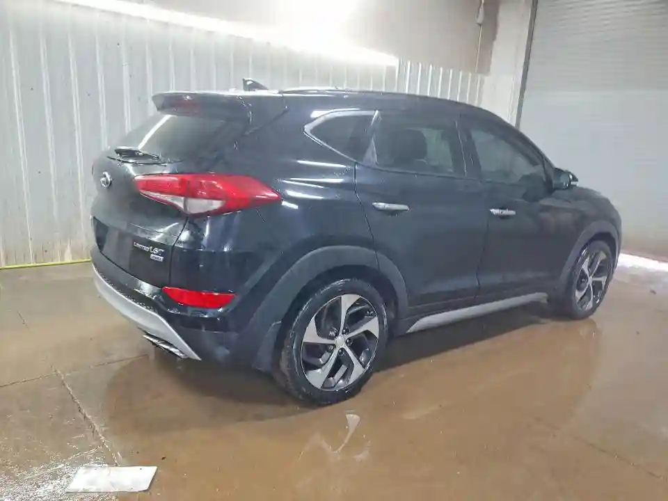 KM8J3CA29HU339143 2017 HYUNDAI TUCSON-2