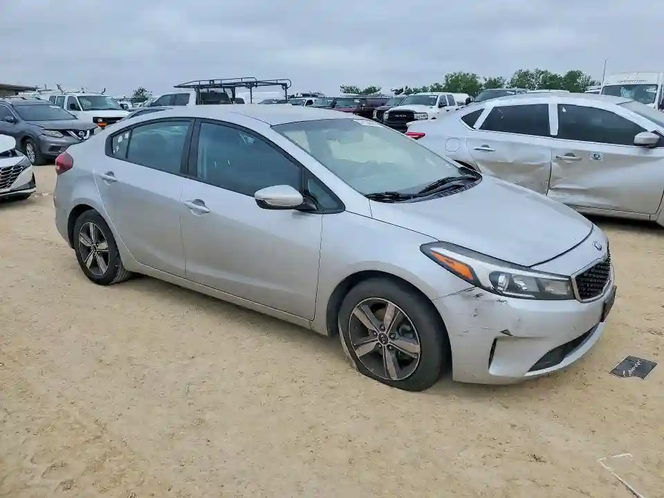 3KPFL4A79JE240919 2018 KIA FORTE-3