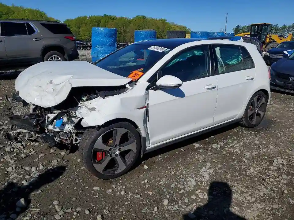 3VW547AU2GM055820 2016 VOLKSWAGEN GTI-0