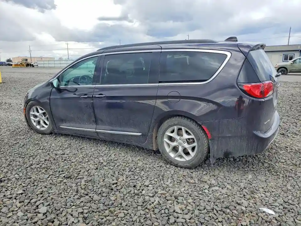 2C4RC1BG1HR553093 2017 CHRYSLER PACIFICA-1