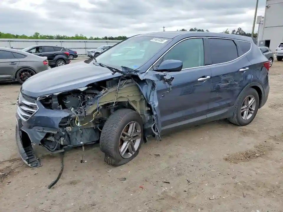 5NMZT3LB4JH068199 2018 HYUNDAI SANTA FE-0