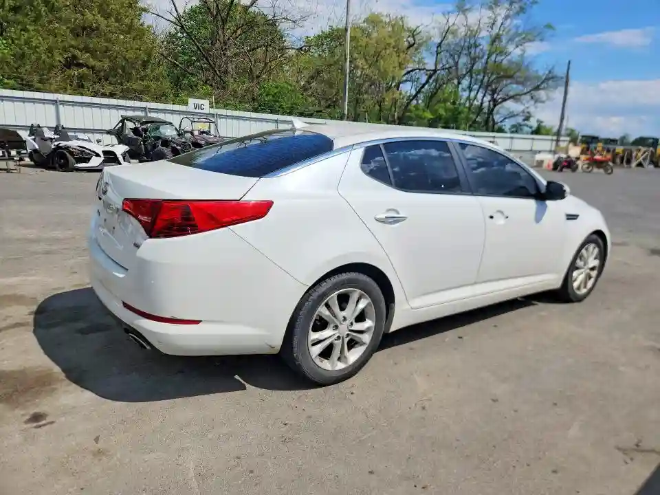5XXGM4A7XDG225083 2013 KIA OPTIMA-2