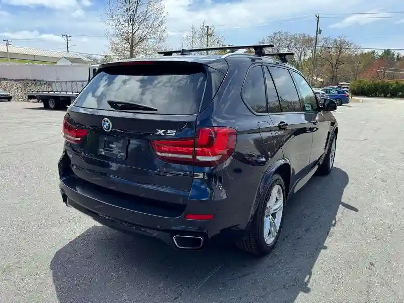 5UXKR0C56J0X92077 2018 BMW X5-2