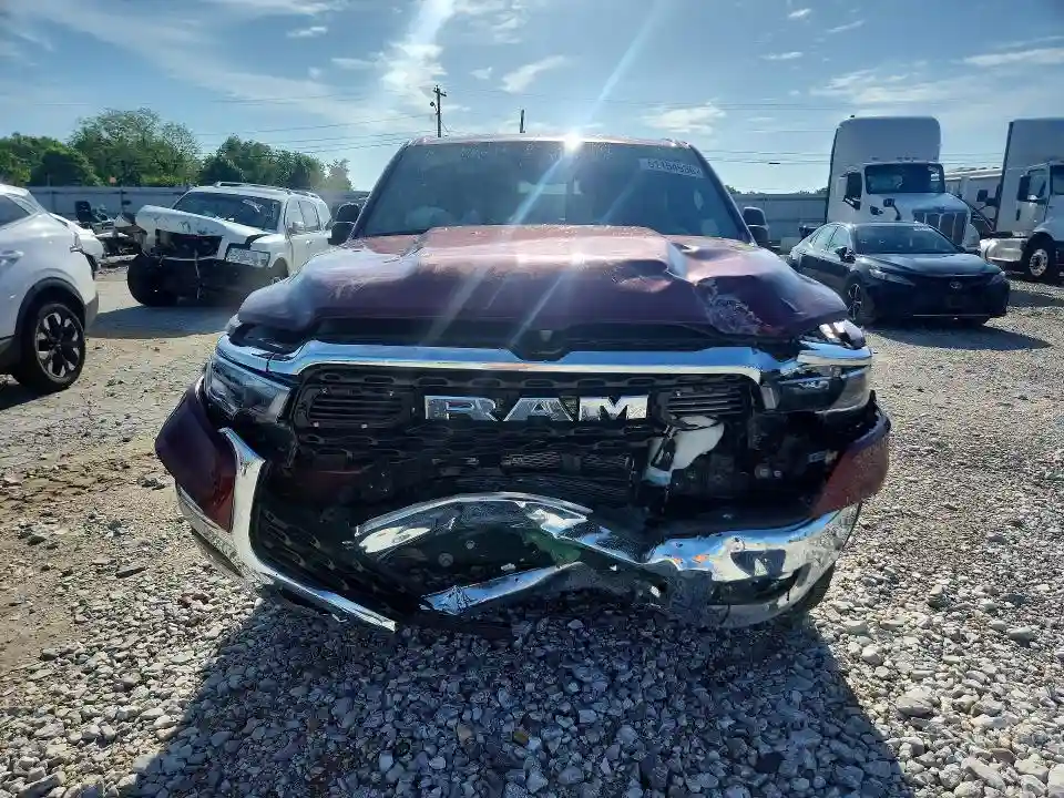1C6SRFFP8SN522491 2025 RAM 1500-4