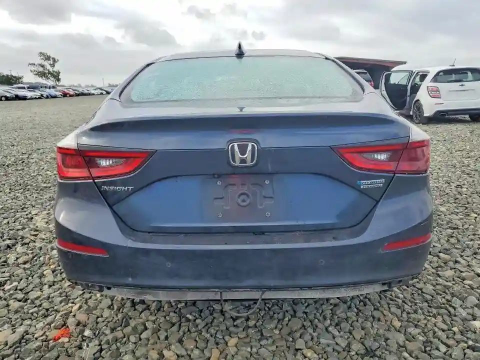 19XZE4F97KE005857 2019 HONDA INSIGHT-5
