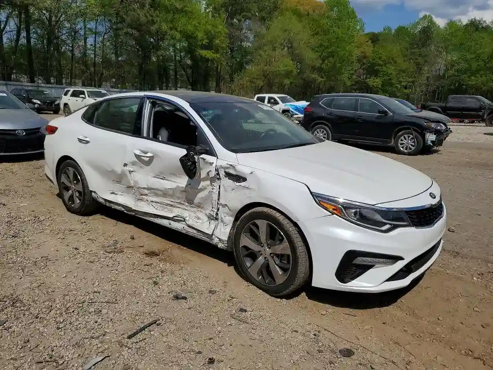 5XXGT4L30KG285853 2019 KIA OPTIMA-3