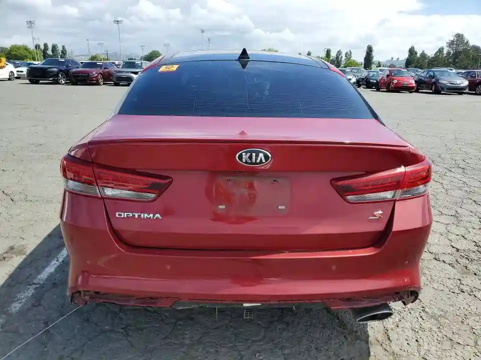 5XXGT4L32JG241044 2018 KIA OPTIMA S-5
