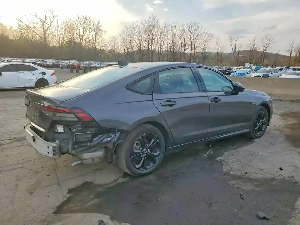 1HGCY1F43SA047754 2025 HONDA ACCORD-2