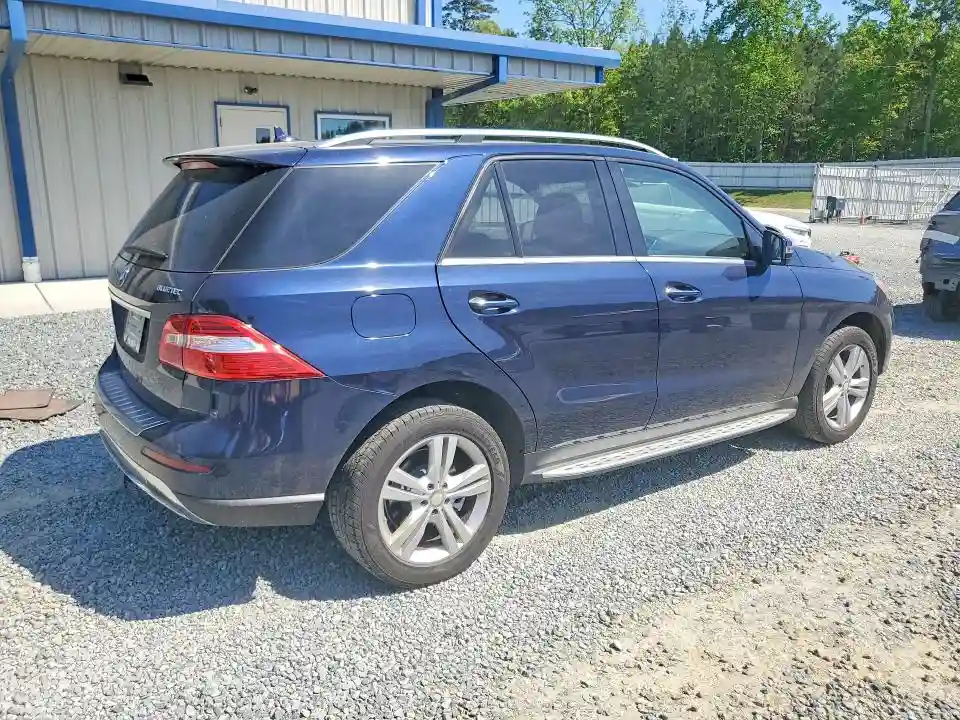 4JGDA0EB3FA551739 2015 MERCEDES-BENZ M-CLASS-2