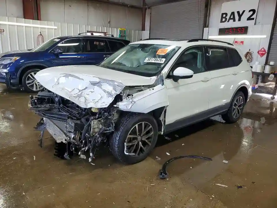3VV2B7AX9LM002176 2020 VOLKSWAGEN TIGUAN-0