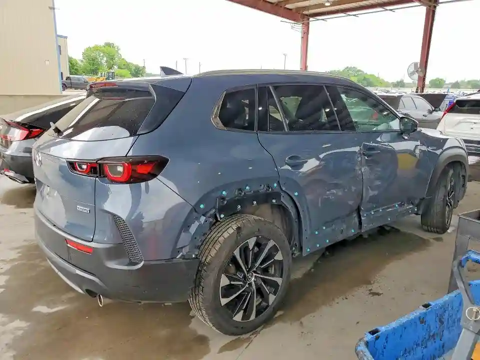 7MMVAAEW5SN130254 2025 MAZDA CX-50-2