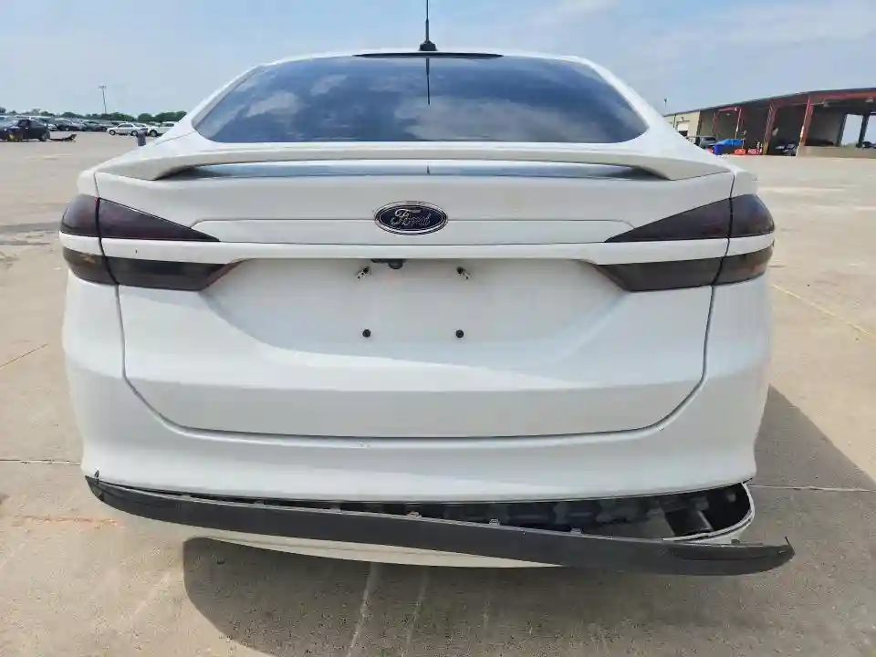 3FA6P0LU8JR137618 2018 FORD FUSION-5