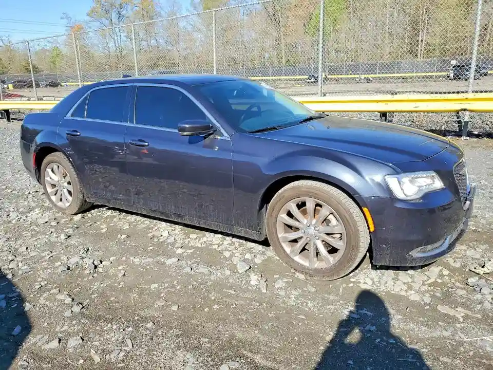 2C3CCARG9GH314122 2016 CHRYSLER 300-3