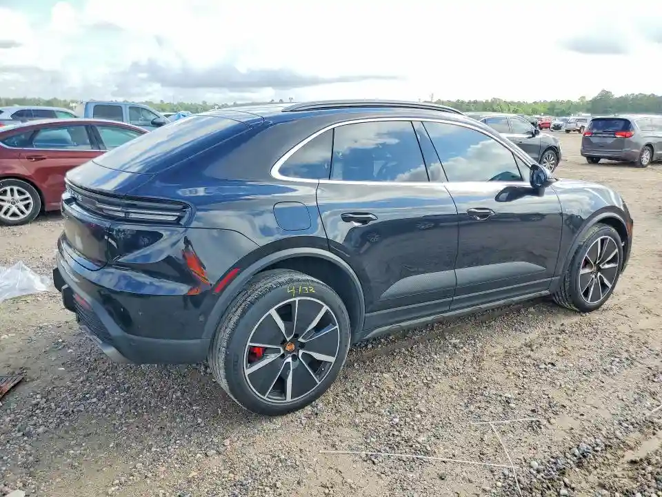 WP1AB2XA3SL151436 2025 PORSCHE MACAN-2