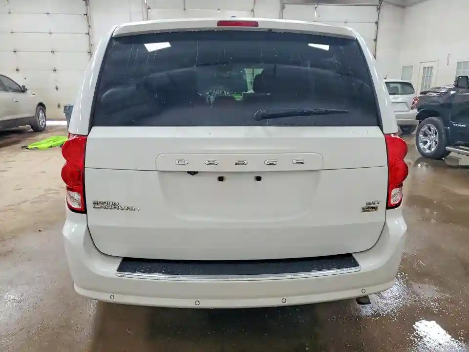 2C4RDGCG8KR707532 2019 DODGE CARAVAN-5