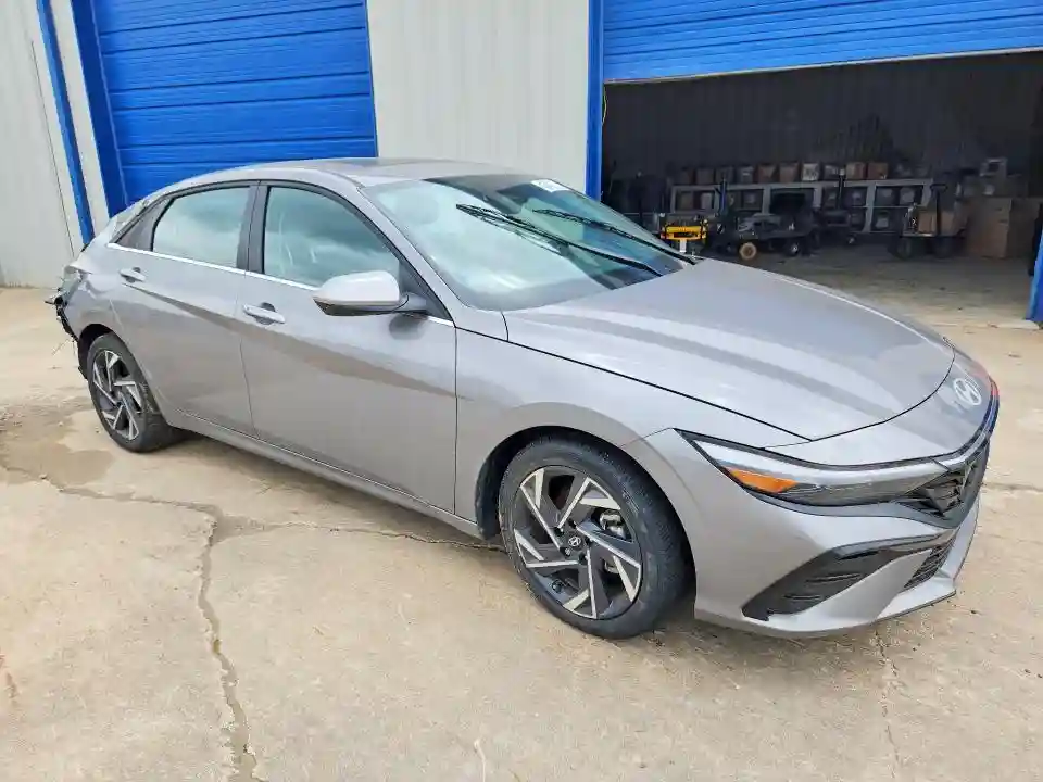 KMHLS4DG2RU820233 2024 HYUNDAI ELANTRA-3