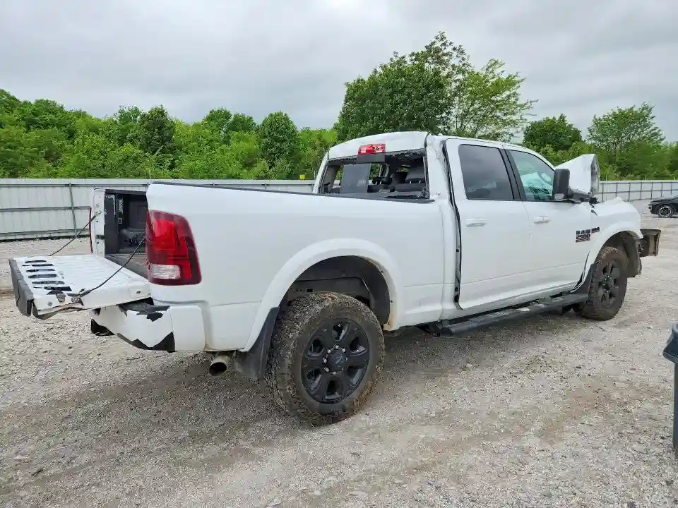 3C6UR5FJ2JG425521 2018 RAM 2500-2