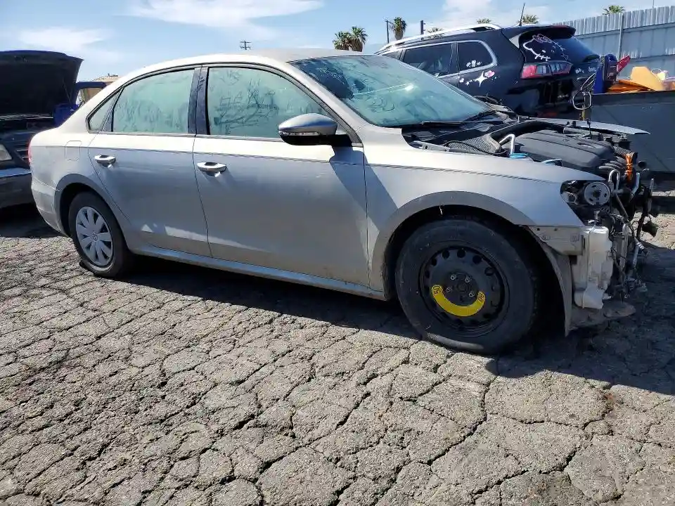 1VWAP7A32CC006898 2012 VOLKSWAGEN PASSAT-3