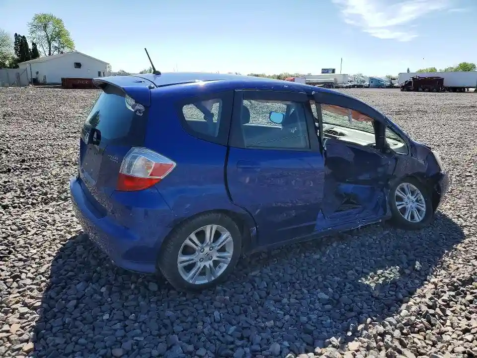 JHMGE8H41AC025056 2010 HONDA FIT-2
