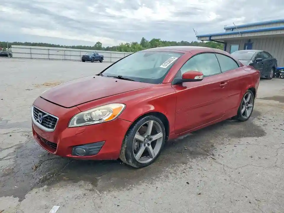 YV1672MC6BJ116882 2011 VOLVO C70-0
