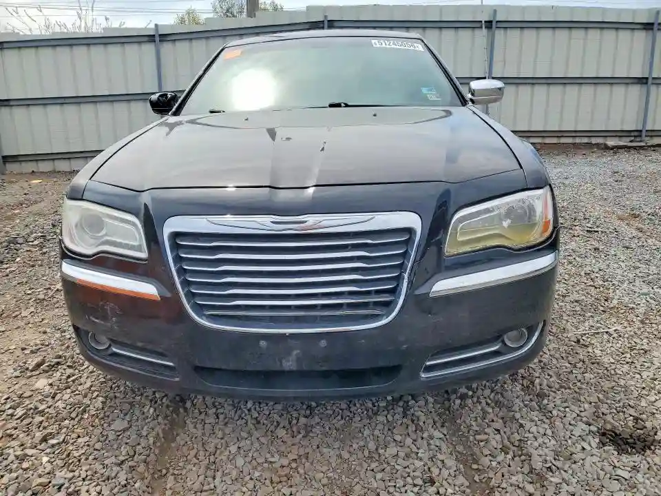 2C3CCAKG4DH683170 2013 CHRYSLER 300-4