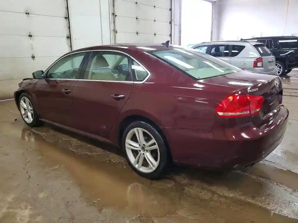 1VWBN7A31EC048038 2014 VOLKSWAGEN PASSAT-1