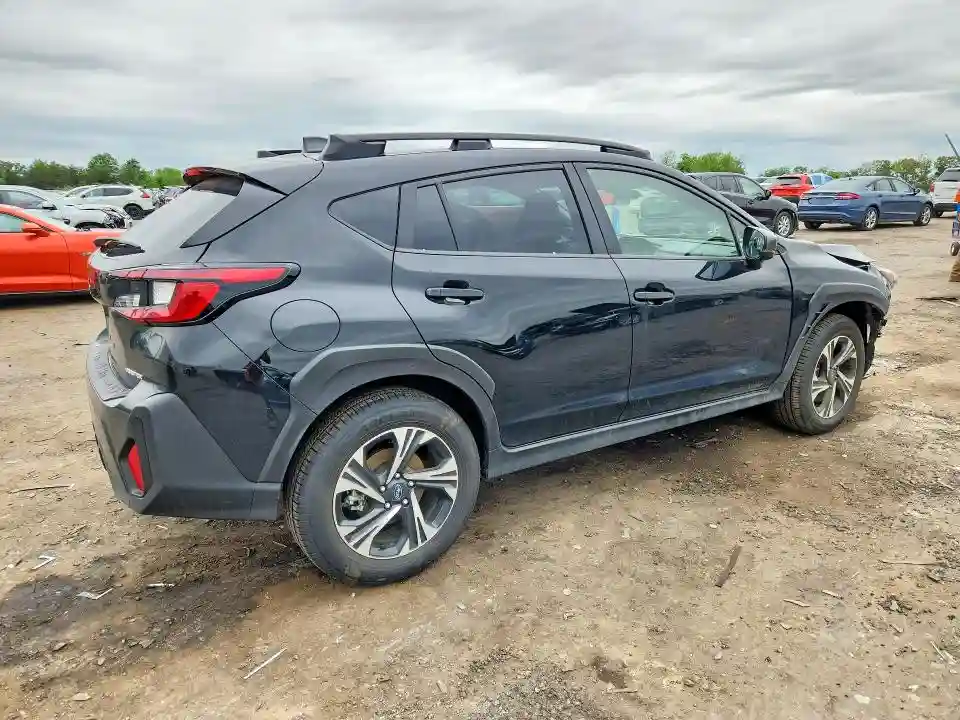 JF2GUHDC4S8261708 2025 SUBARU CROSSTREK-2