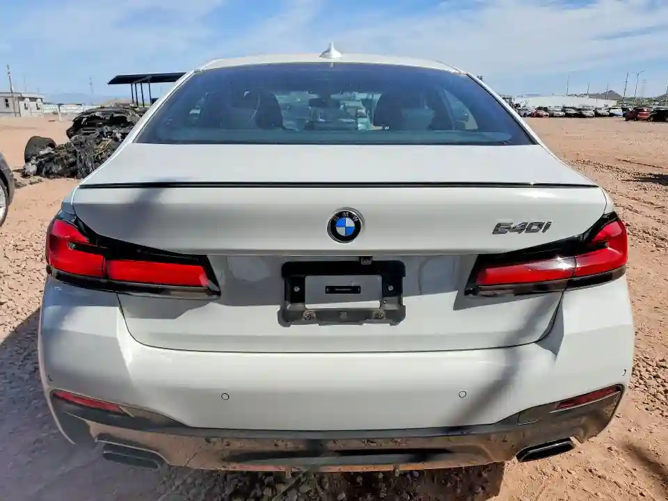 WBA53BJ05PCN61775 2023 BMW 5 SERIES-5