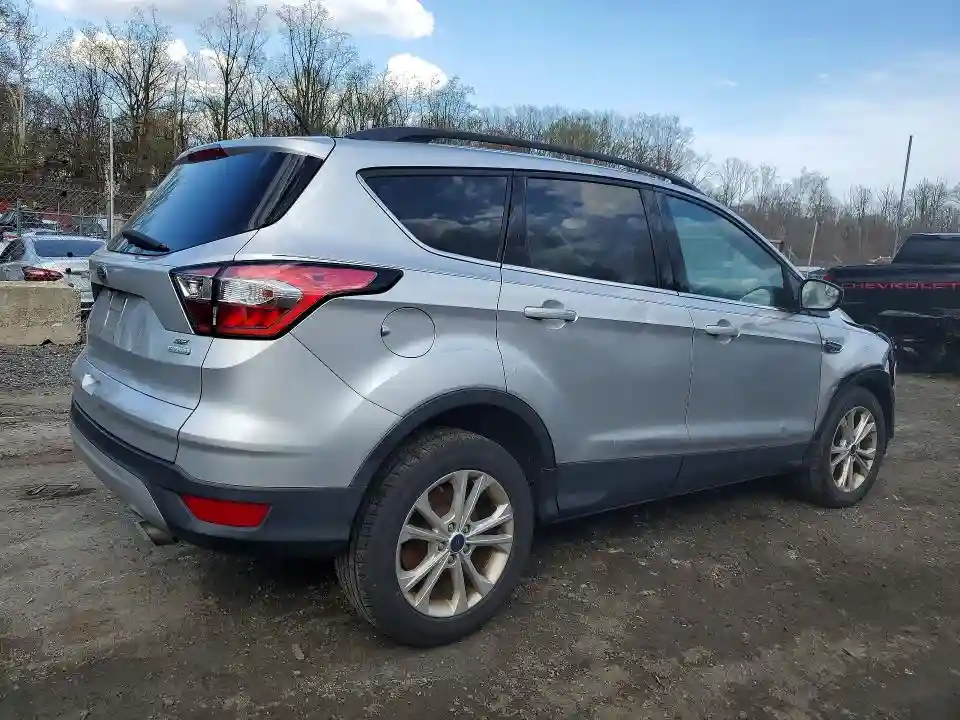 1FMCU0GD4JUC37073 2018 FORD ESCAPE-2