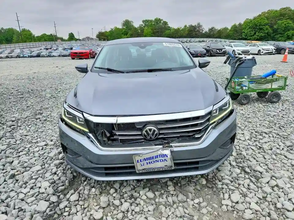 1VWSA7A32LC016983 2020 VOLKSWAGEN PASSAT-4