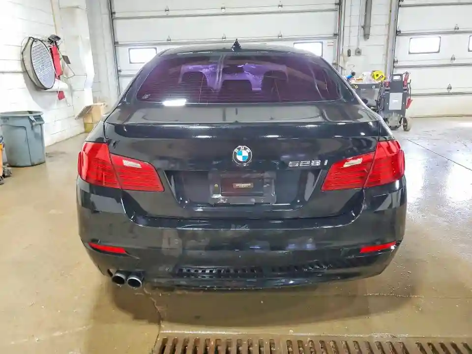 WBA5A5C51FD517751 2015 BMW 5 SERIES-5