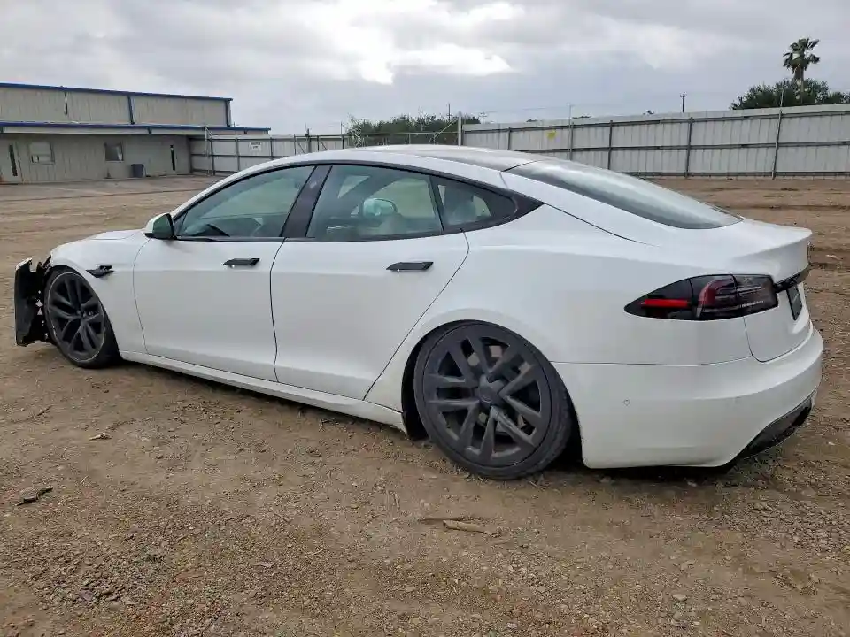 5YJSA1E58NF491619 2022 TESLA MODEL S-1