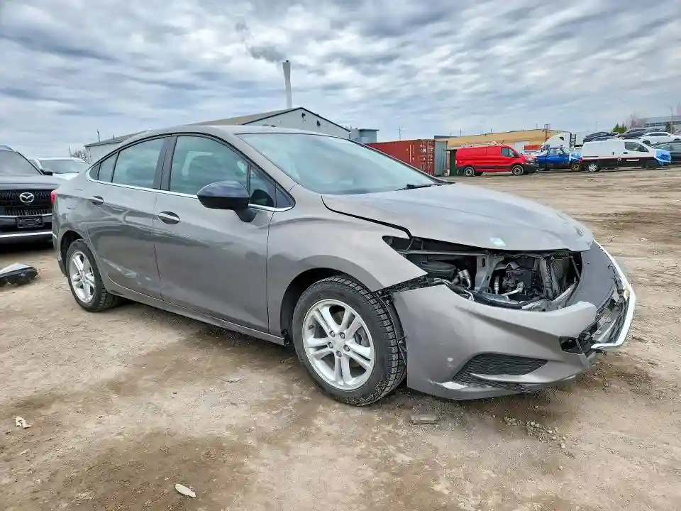 1G1BE5SM5J7233994 2018 CHEVROLET CRUZE-3