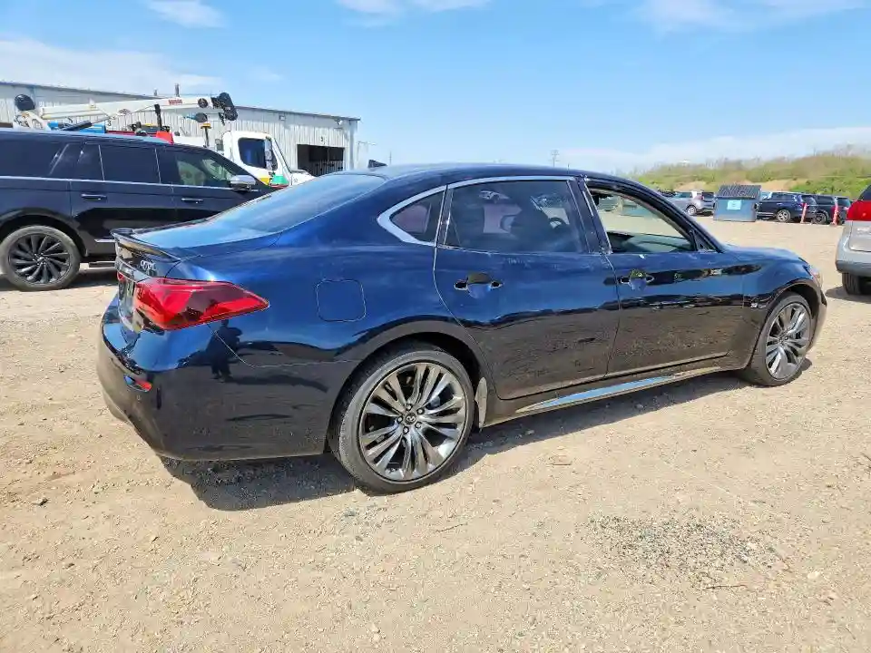 JN1BY1PR5KM725328 2019 INFINITI Q70-2