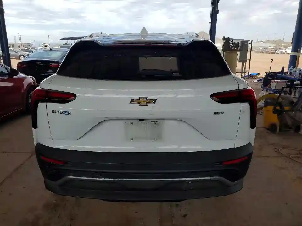 3GNKDBRJ9RS223493 2024 CHEVROLET BLAZER-5