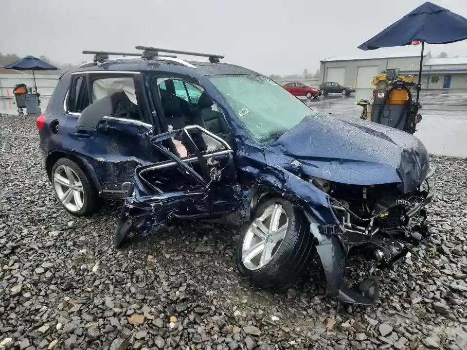 WVGAV3AX4EW069521 2014 VOLKSWAGEN TIGUAN-3