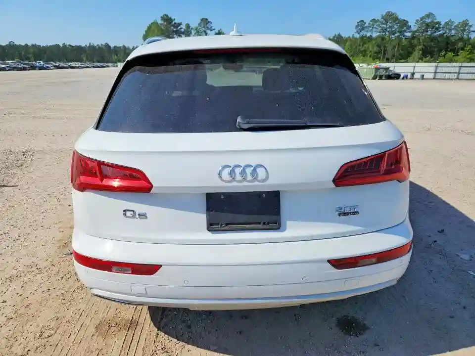 WA1BNAFY1J2015037 2018 AUDI Q5-5