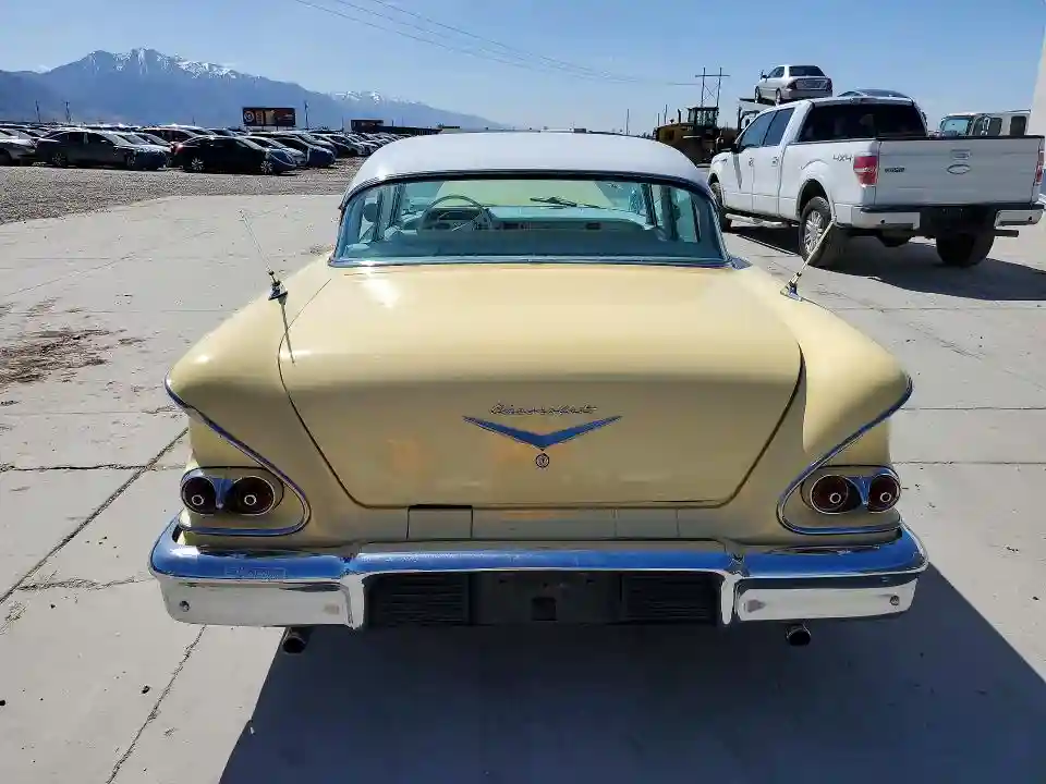 F58L171500 1958 CHEVROLET 240-5