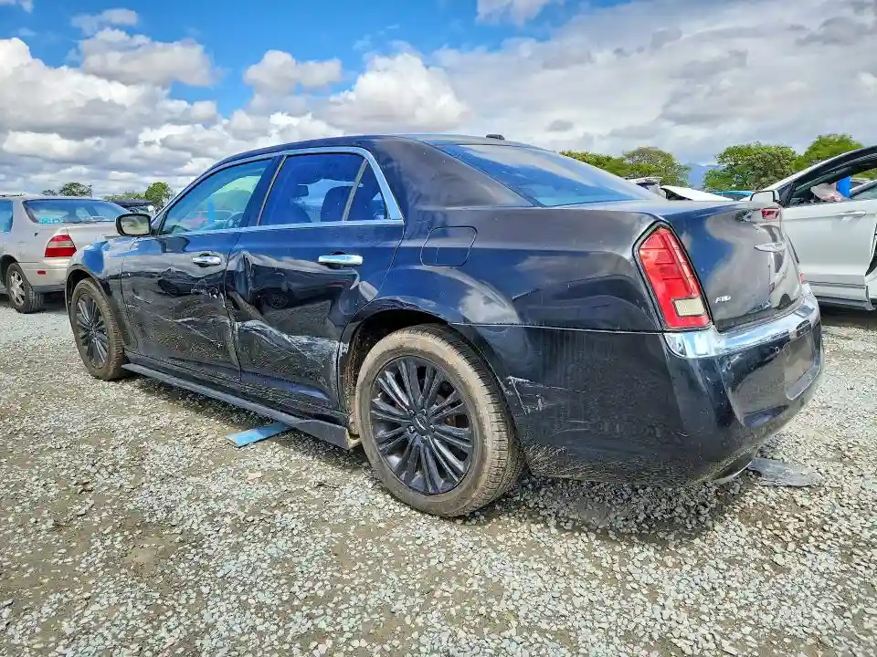 2C3CK6CT1BH523966 2011 CHRYSLER 300-1