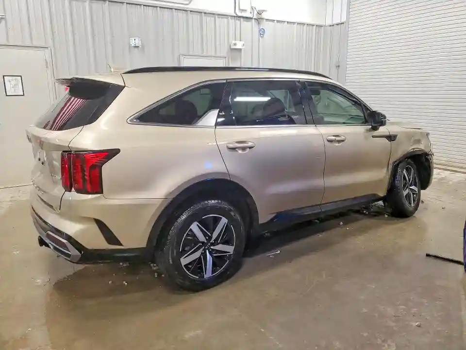 5XYRHDLF9MG028841 2021 KIA SORENTO-2