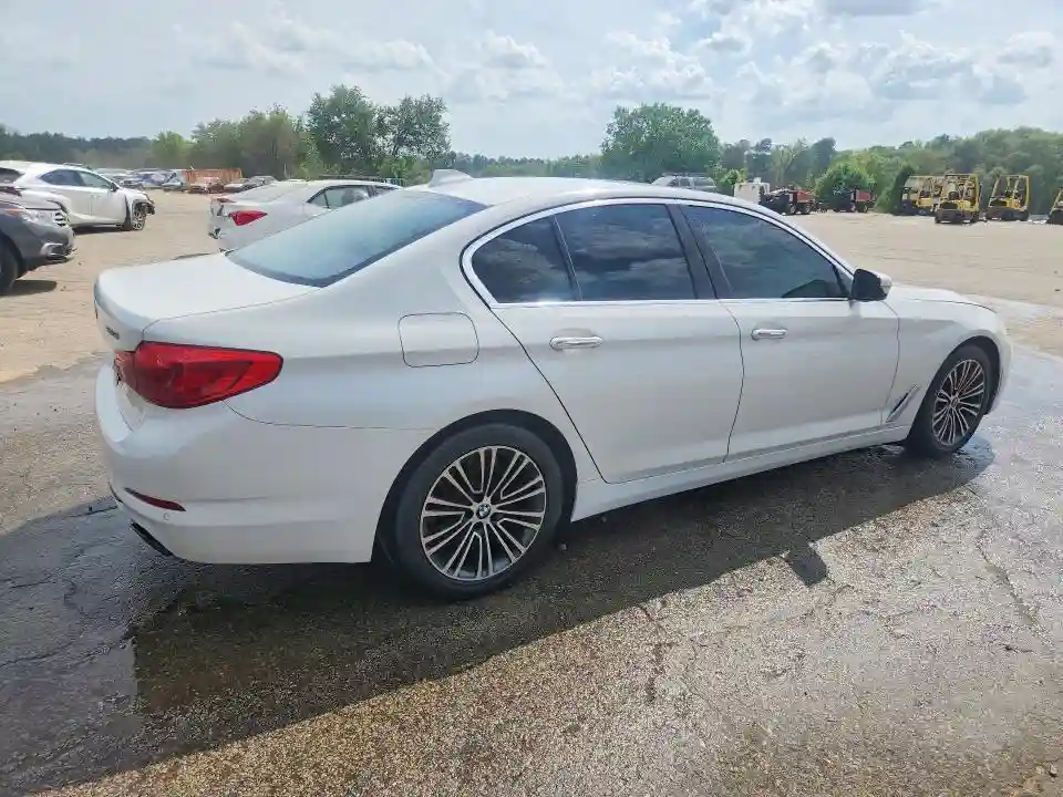 WBAJE5C39HG917057 2017 BMW 5 SERIES-2