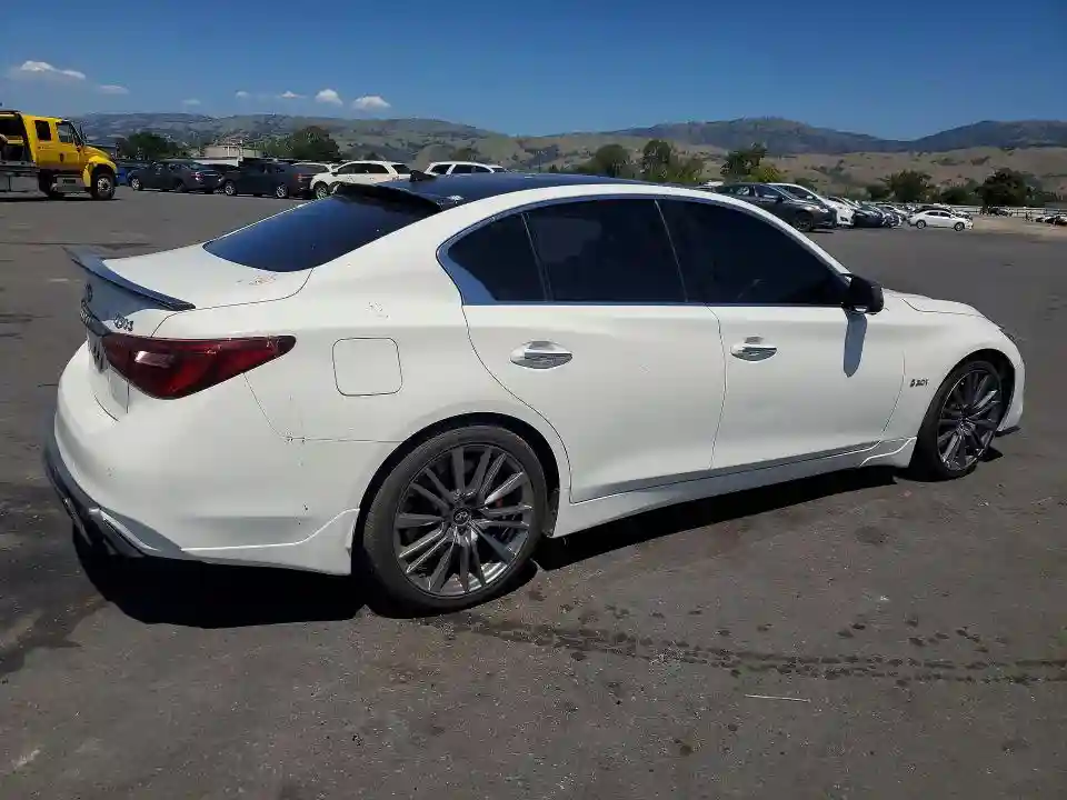 JN1FV7AP1JM461303 2018 INFINITI Q50-2